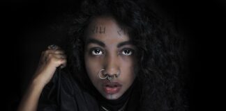 Czy przykręcać szafę do ściany? Czy przykręcać szafę do ściany?