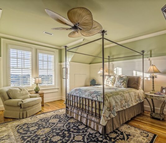 Co na okno do pokoju chłopca?